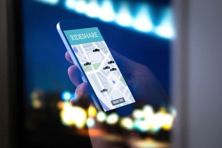 rideshare app on a cell phone